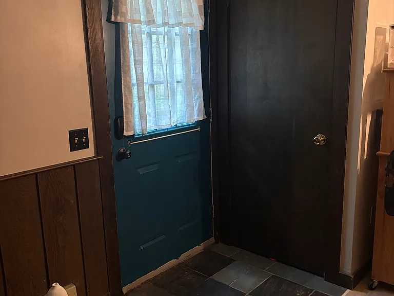 138 Burleigh Dr — Photo 5