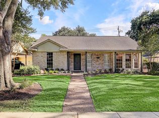 6213 Burgoyne Rd, Houston, TX 77057