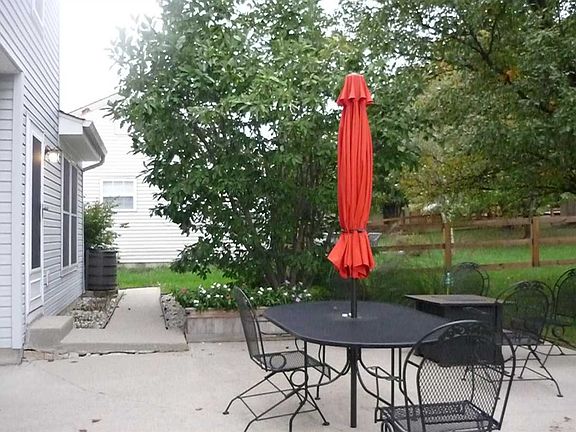 3rd image of 10046 Golden Pond Dr