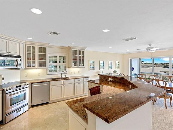 5th image of 3300 Gulf Shore Blvd N APT 411