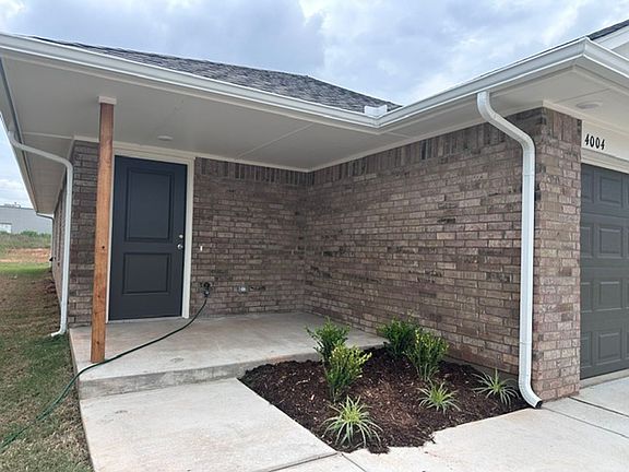 2nd image of 4004 SE 81st St