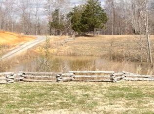 11 York Hwy, Gainesboro, TN 38562