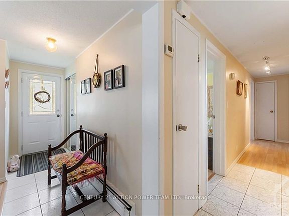 3rd image of 1512 Blackheath St N