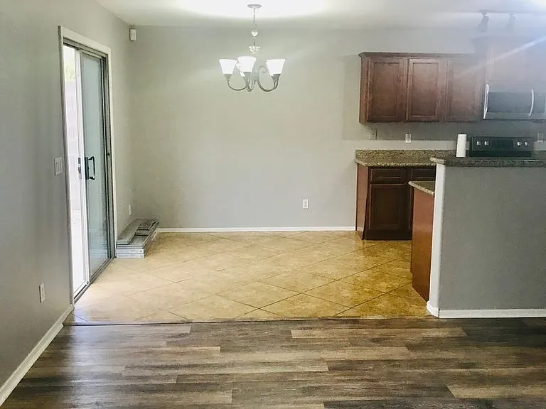 2348 E Meadow Lark Way — Photo 17
