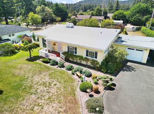 190 Hiouchi Dr, Crescent City, CA 95531