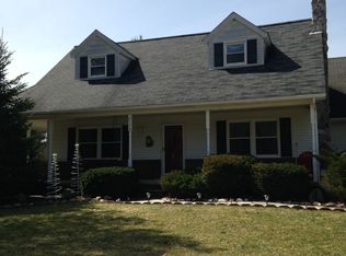 7173 Mountain Rdg, Dexter, MI 48130