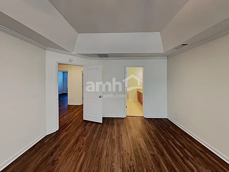 413 Village Way — Photo 8