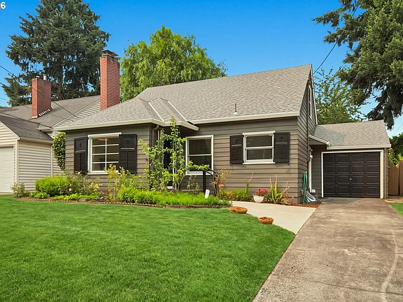 3rd image of 2045 N Blandena St