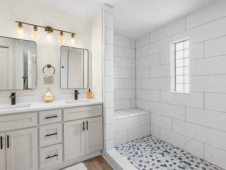 14261 Montclair Dr — Photo 16