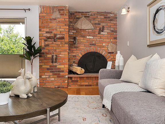 5th image of 1243 N Gaylord St APT 408