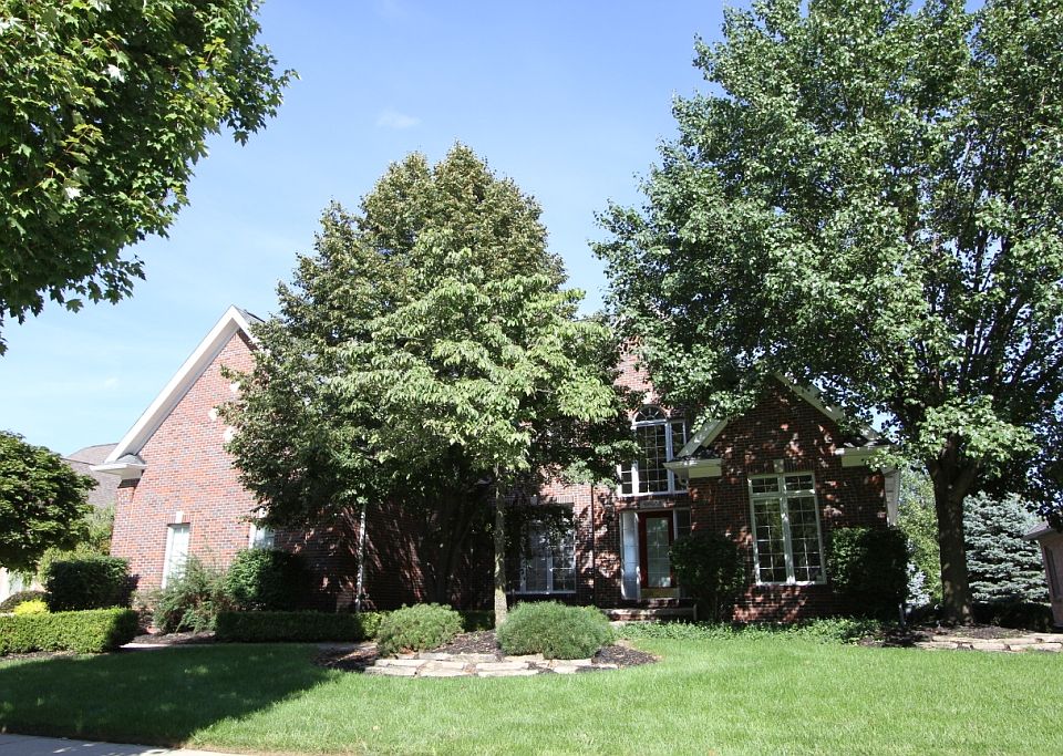 1st image of 48652 Red Oak Dr