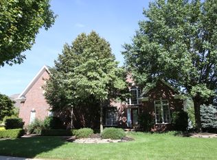 48652 Red Oak Dr, Shelby Township, MI 48315