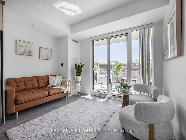 2369 Danforth Ave #210 — Photo 6
