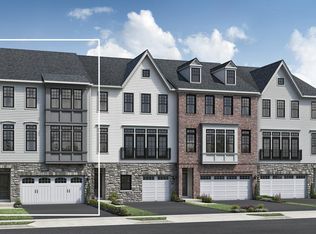 51 Hearthstone Ct, Upper Saddle River, NJ 07458