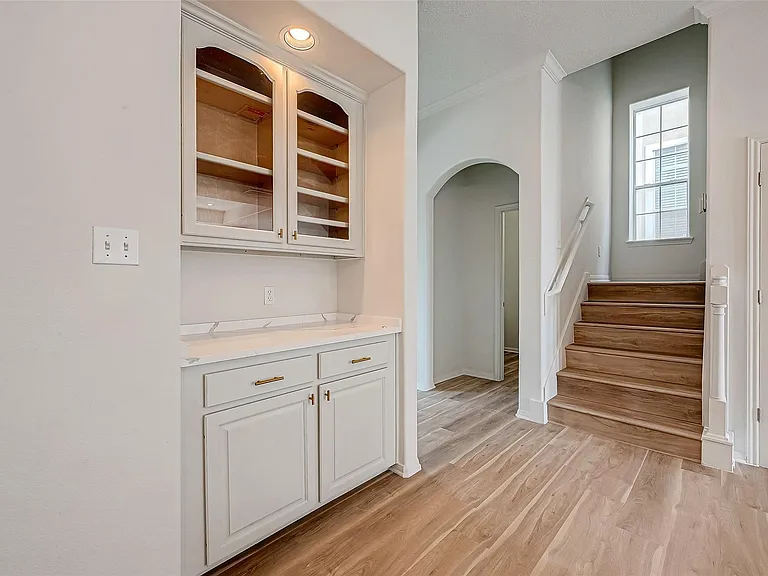 2150 Stacy Knl — Photo 18