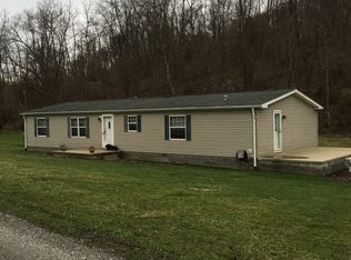 101 Main Rd, West Alexander, PA 15376