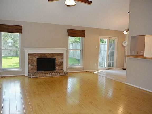 3rd image of 3919 Kitchen Hill Ln