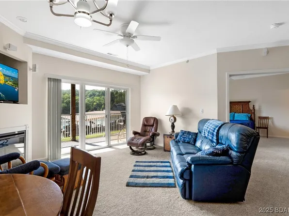 166 Oak Harbor Dr #1-D, Camdenton, MO 65020