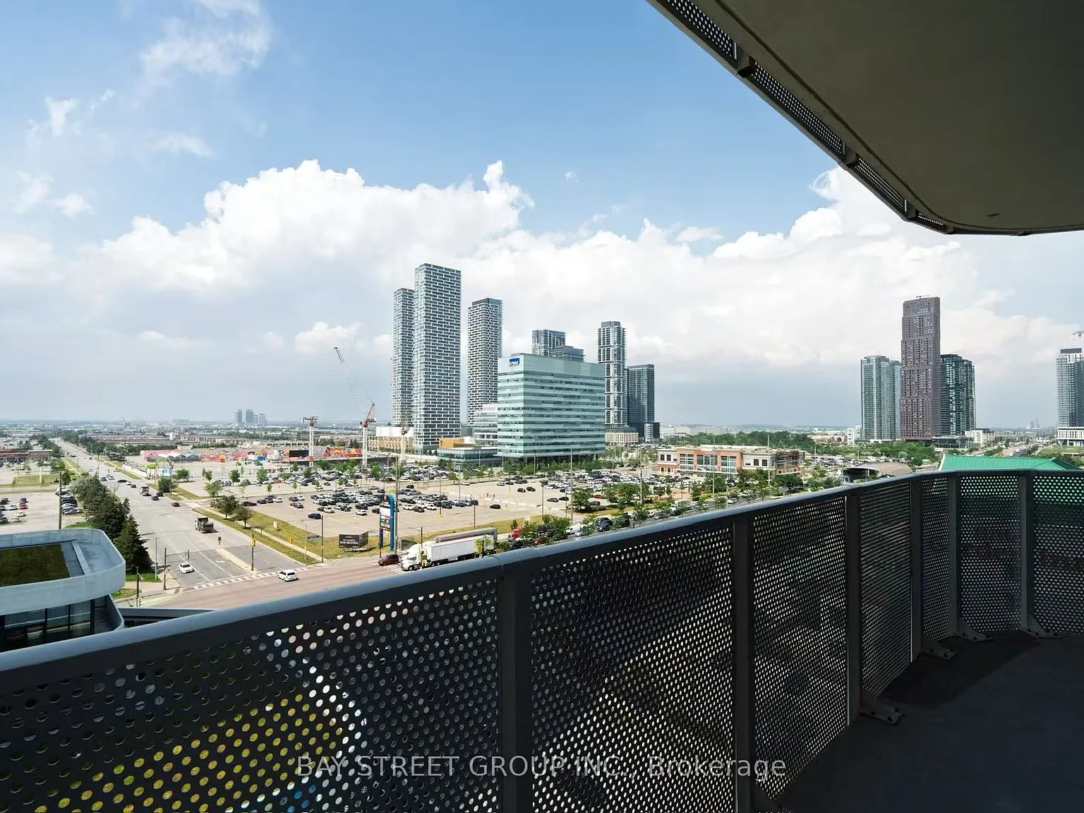 2 bed, $2,550 — Photo 1