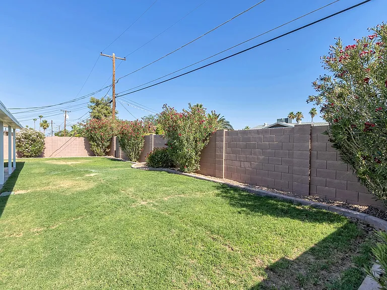 8513 E Rancho Vista Dr — Photo 20