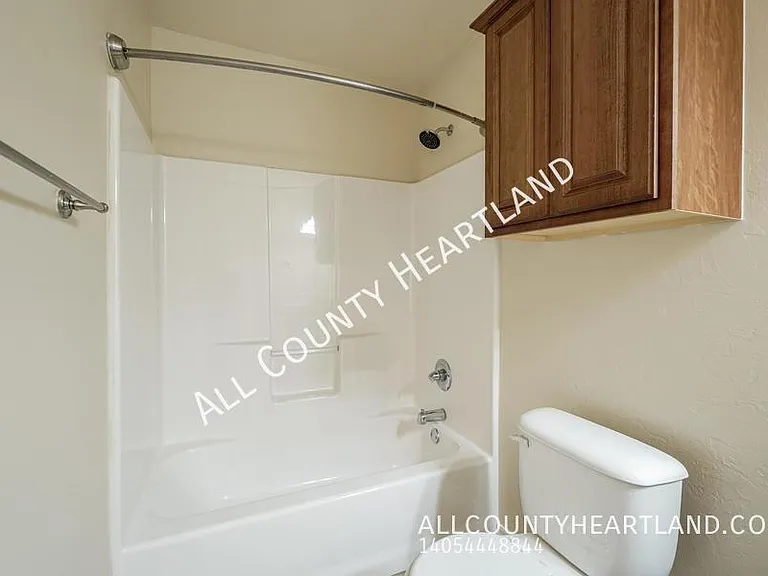 510 20th St — Photo 30