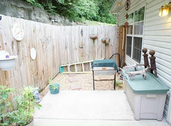 2nd image of 1121 Nashboro Blvd