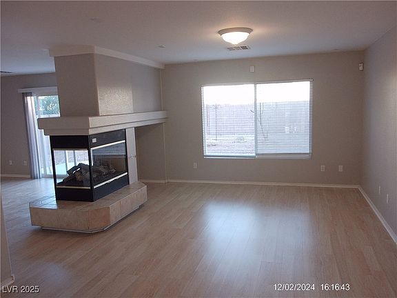 3rd image of 7560 Mission Palm St #0