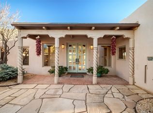 5 Estrella De La Manana, Santa Fe, NM 87508