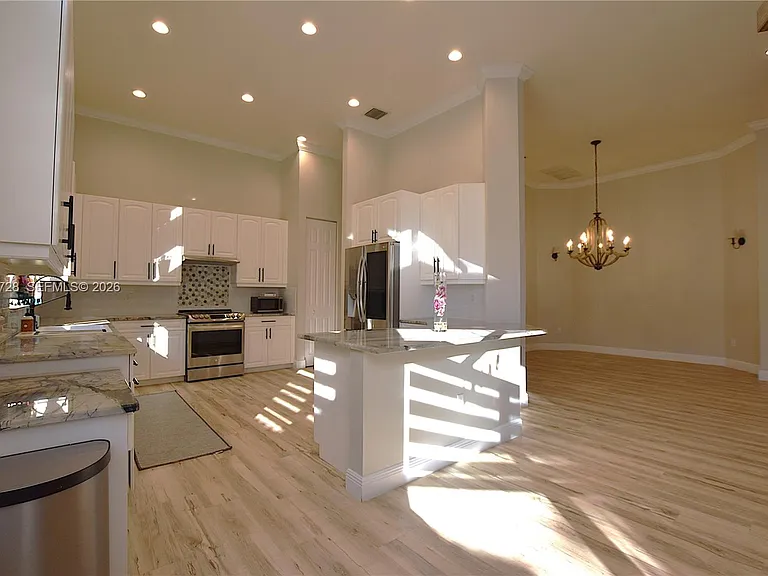10086 Noceto Way — Photo 53