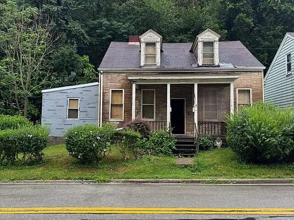 3242 Spring Garden Rd, Pittsburgh, PA 15212