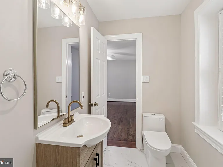 7518 Old Dominion Dr — Photo 45
