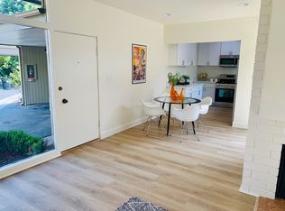 Grevelia, South Pasadena, CA 91030