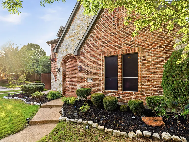 2948 Clearfork Trl — Photo 3