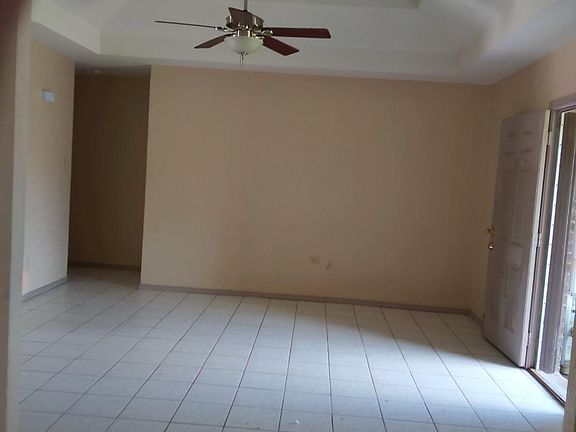 4th image of 2306 Tierra Dorada Blvd