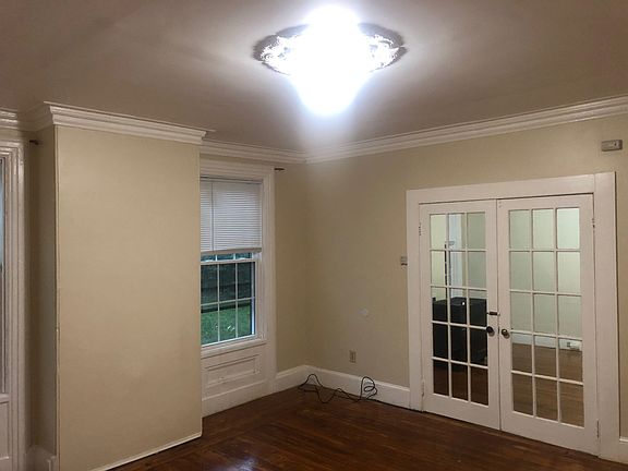2nd image of 428 Pine St APT 1A