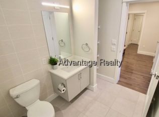 438 McGrath Hwy #208B, Somerville, MA 02143