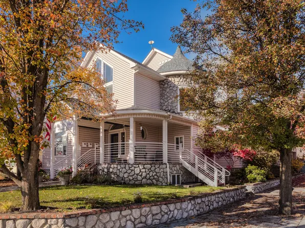 621 Lakeside, 621 E Lakeside Ave APT 1, Coeur D Alene, ID 83814