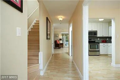 Building Photo - 832 Azalea Dr