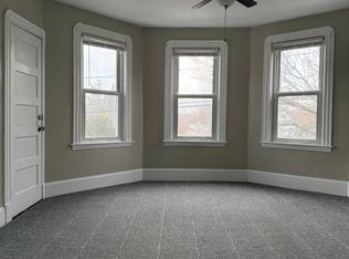 25 Newbury Ave APT 2, Fairhaven, MA 02719