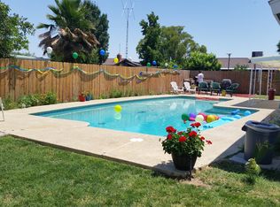 11629 Kay Ln, Hanford, CA 93230