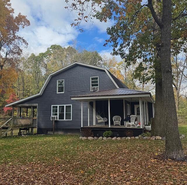 2nd image of 2603 28 Mile Rd