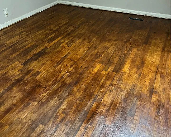 380 Astor St — Photo 6