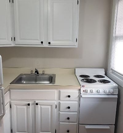 4th image of 68 Magnolia Ave #4