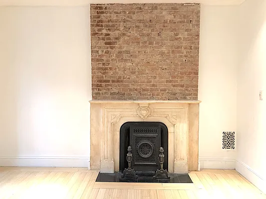 Rented by Compass | media 18