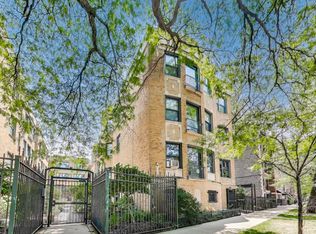 7021 N Sheridan Rd #1, Chicago, IL