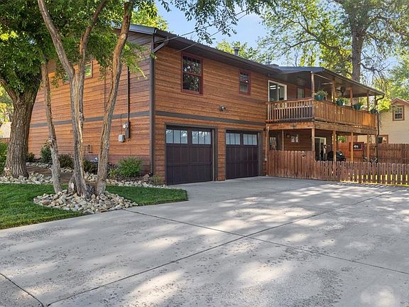 3rd image of 2720 Poly Dr
