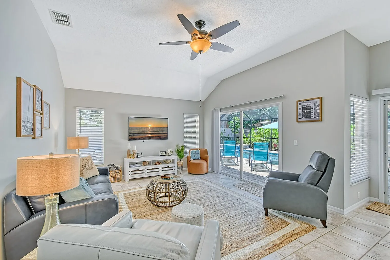 3 bed, 2.0 bath, $5,316 — Photo 1