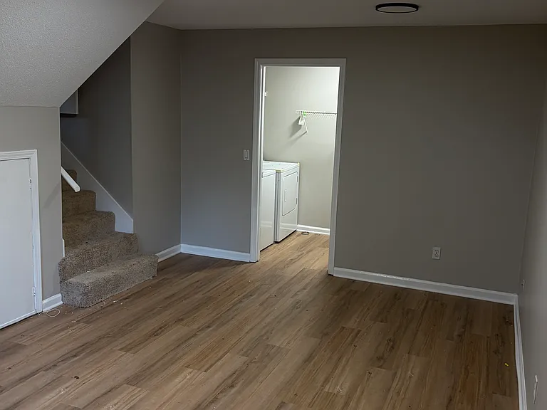125 Westwood Dr — Photo 17