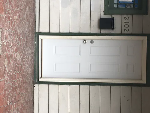 2102 Marshall Ave Photo 1