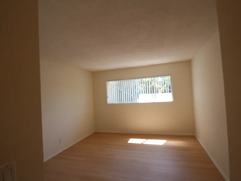 1724 Montana Ave #5 — Photo 11